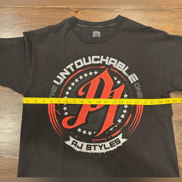 Vintage WWE AJ Styles Untouchable T-Shirt - Picture 7 of 8